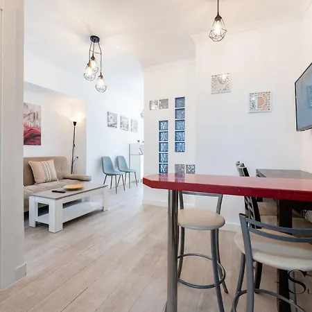 Beachfront Sea Views & Pools Ref022 Appartamento